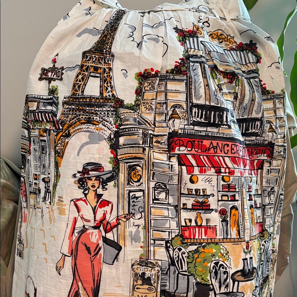 Chic Parisian Drawstring Bag